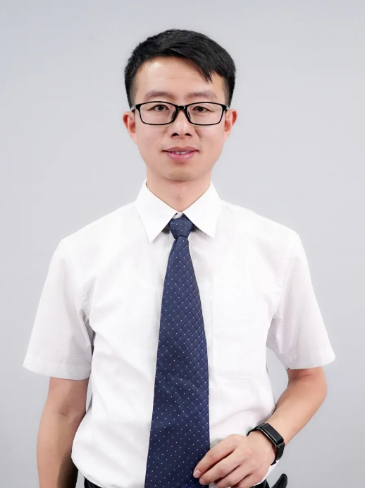 南军虎：脚踏实地践行教书育人使命
