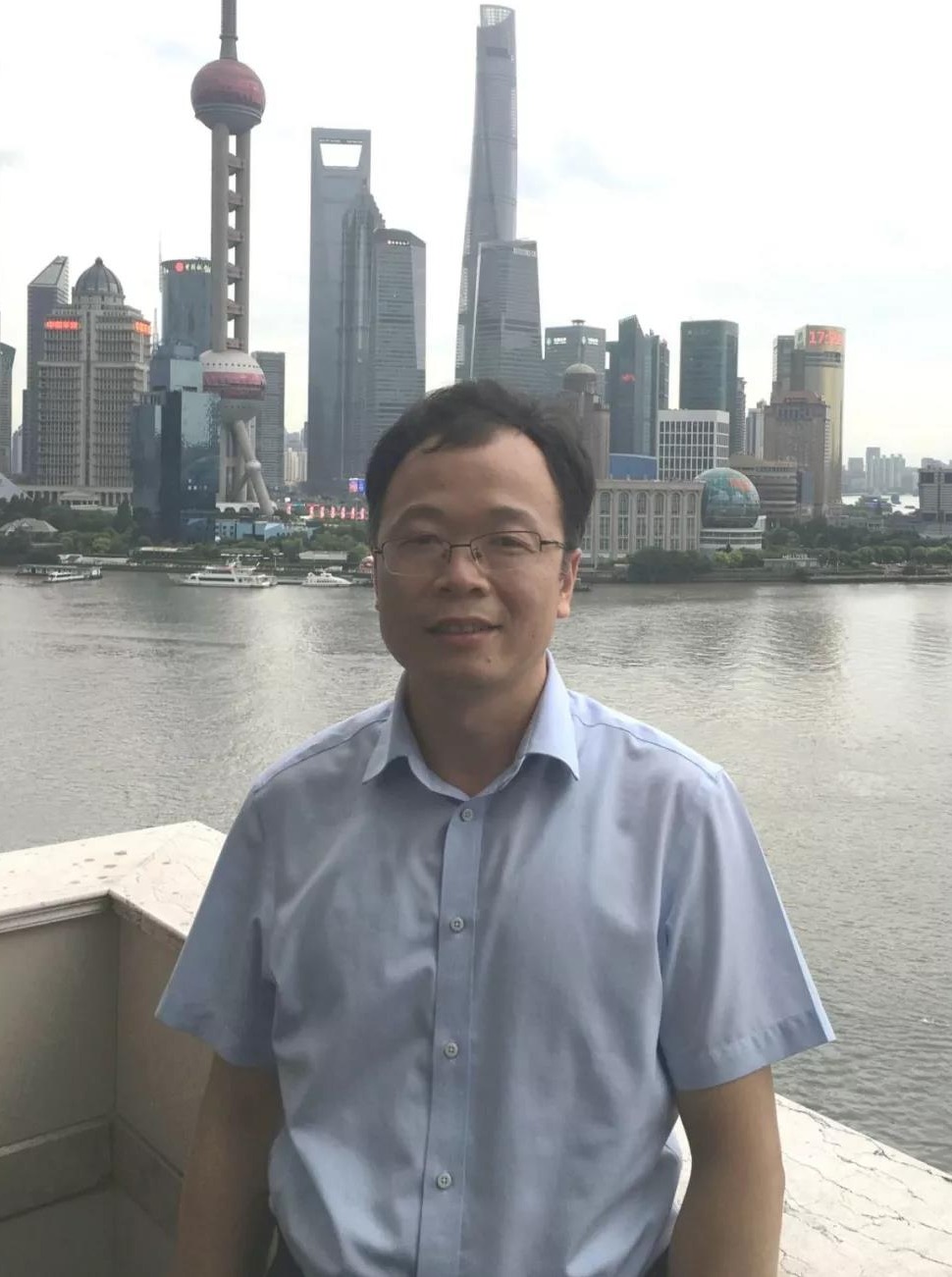 学习先进典型 汲取榜样力量 张人会：潜心教学科研 精心立德树人