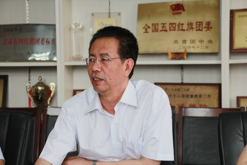 佰富彩主页开展家庭经济困难学生大走访活动