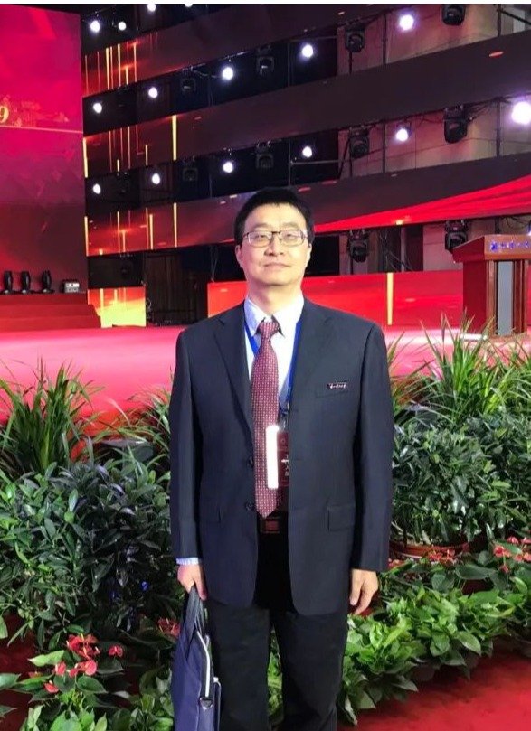 师德标兵|石玗：做高水平创新人才培养改革实践的先锋