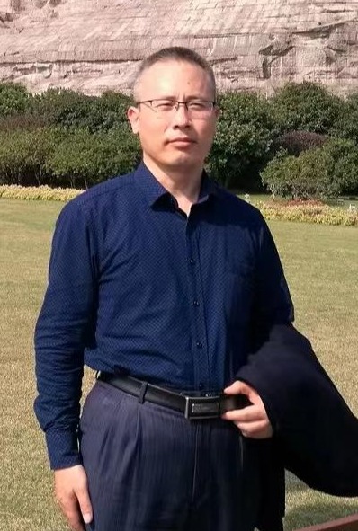 【2022师德标兵候选人风采】 计通学院：年福忠