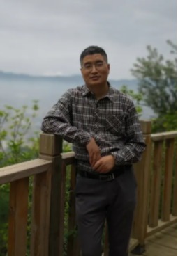 李世友：同学们心中的好老师，同事们眼里的好榜样