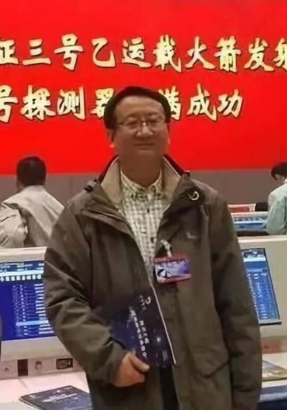 兰理工校友申振荣：为人类首次月背探秘贡献力量 