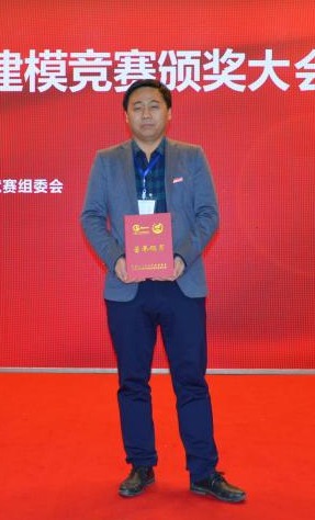 【2019师德标兵候选人风采展】理学院：孟新友